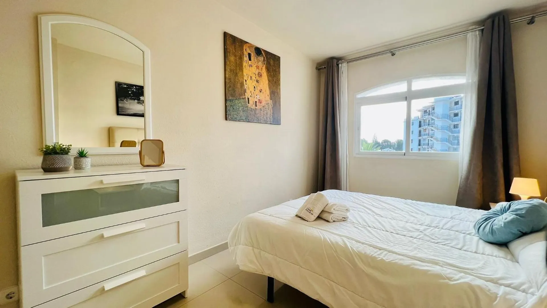 Apartamento Verano Azul At Home Nerja Spain