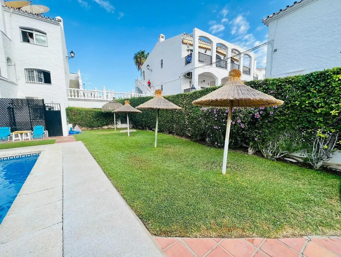 Apartamento Verano Azul At Home Nerja 0*,