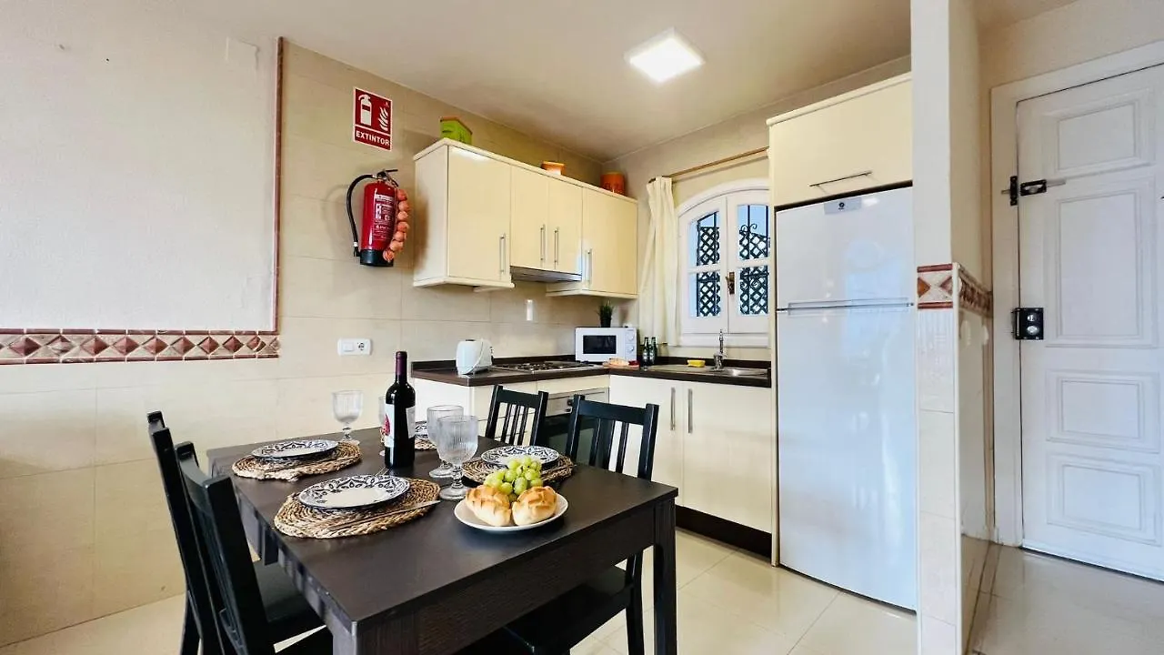 Apartamento Verano Azul At Home Nerja 0*,